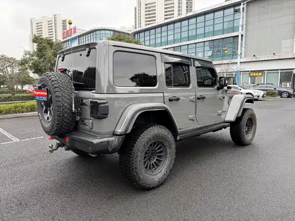Jeep Wrangler 2021