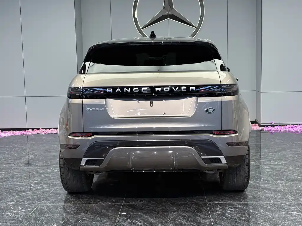 Land Rover Evoque 2025 — фото 8