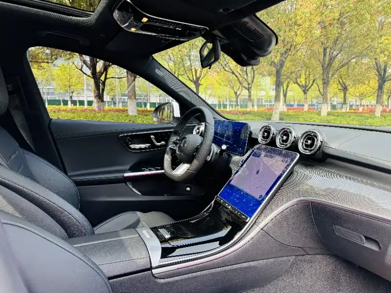Mercedes-Benz C-Class 2023 — фото 11