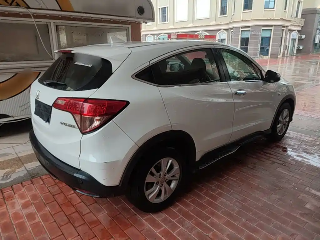Honda Vezel 2015 — фото 7