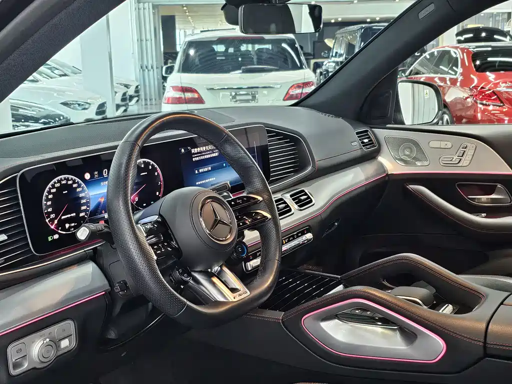 Mercedes-Benz GLE AMG 2025 — фото 14