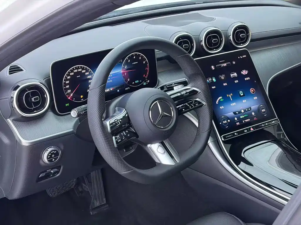 Mercedes-Benz C-Class 2022 — фото 7