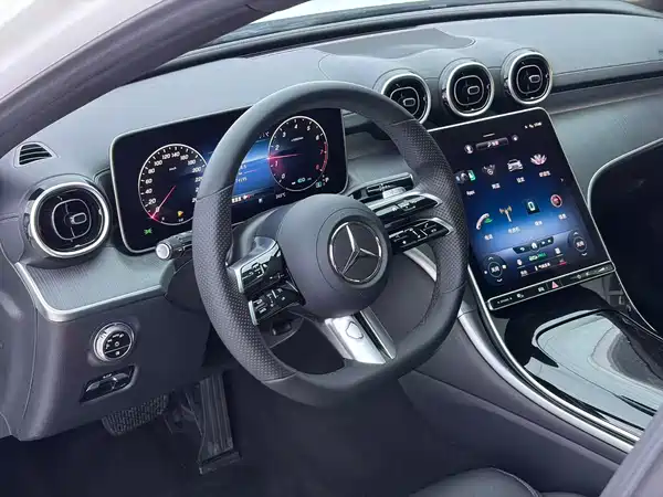 Mercedes-Benz C-Class 2022