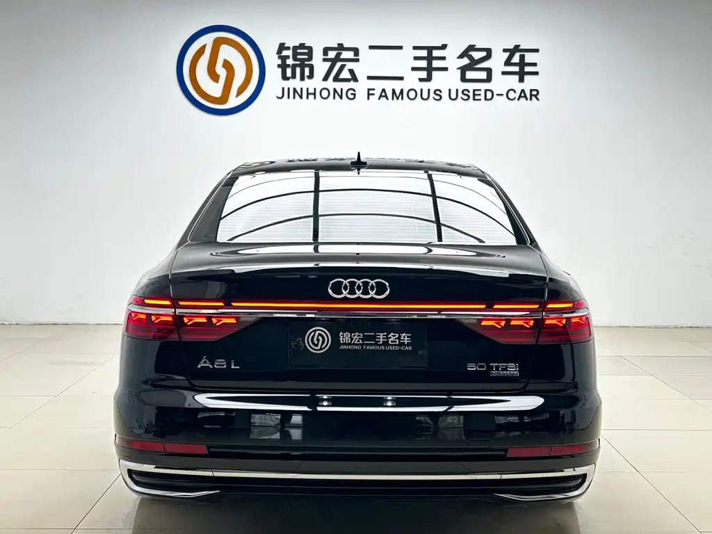 Audi A8 2023 — фото 22