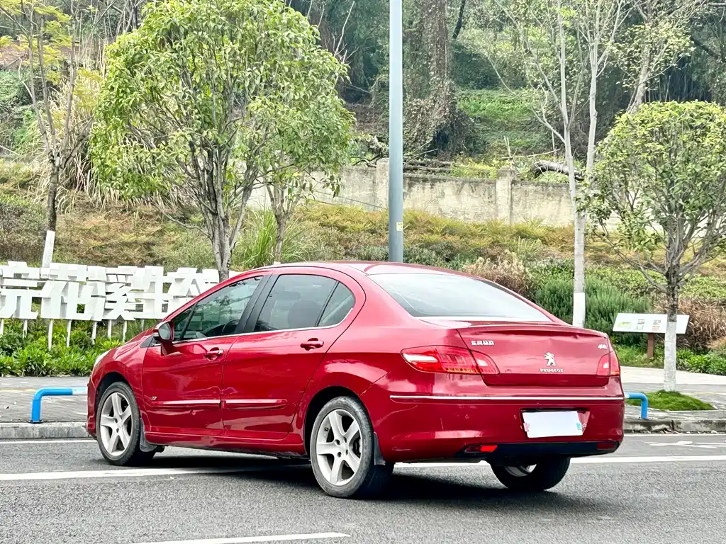 Peugeot 408 2013 — фото 13