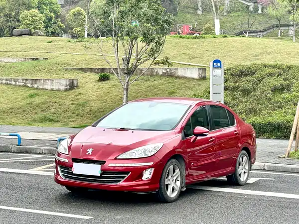 Peugeot 408 2013