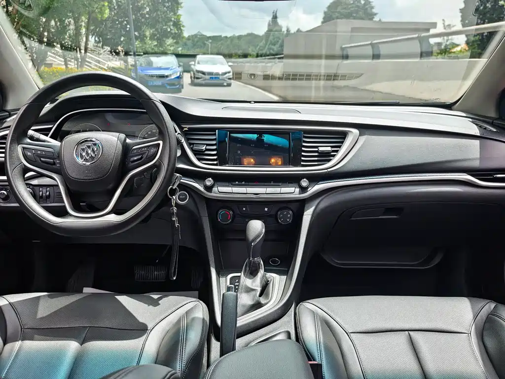 Buick Excelle 2022 — фото 14