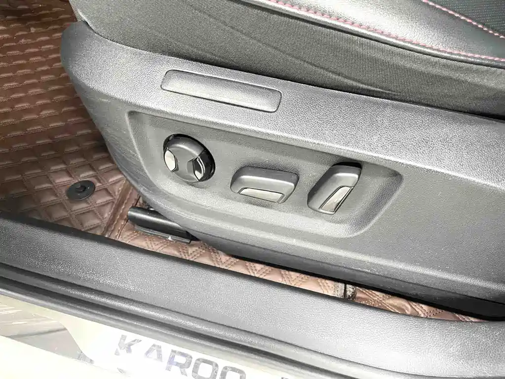 Skoda Karoq 2022 — фото 13