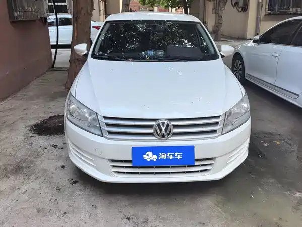 Volkswagen Santana 2013