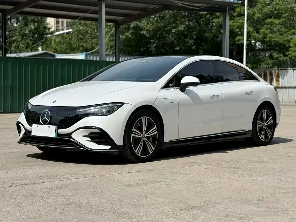 Mercedes-Benz EQE 2023