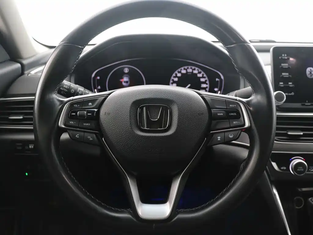 Honda Accord 2021 — фото 8
