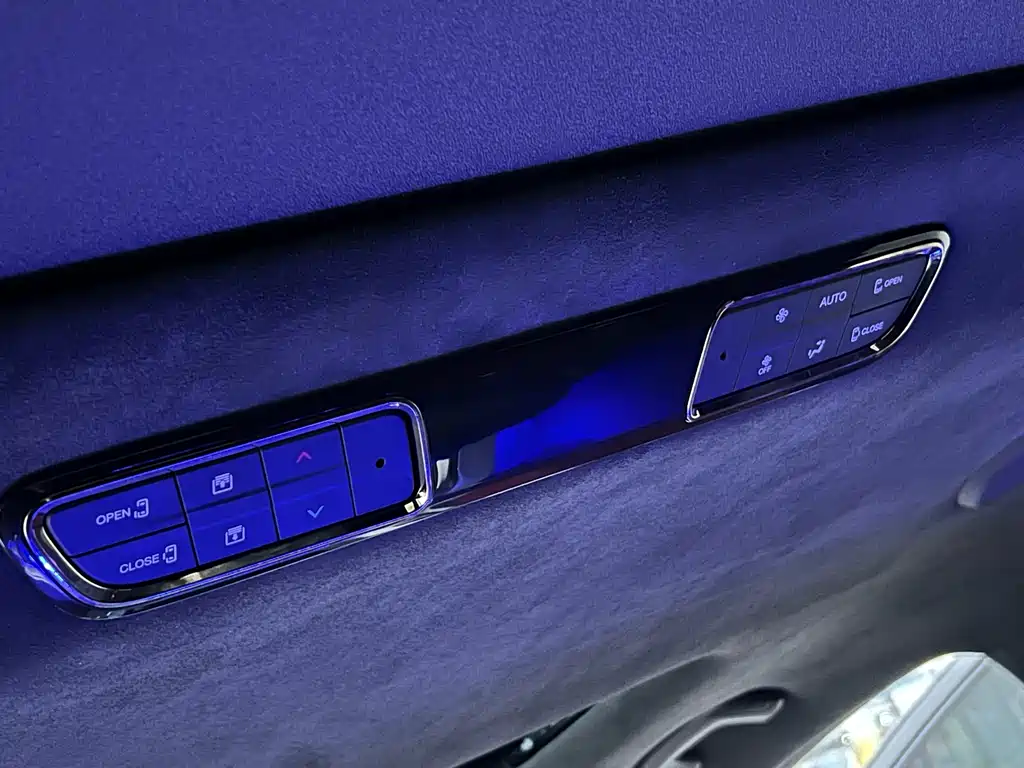 GAC Motor Trumpchi M8 2023 — фото 15