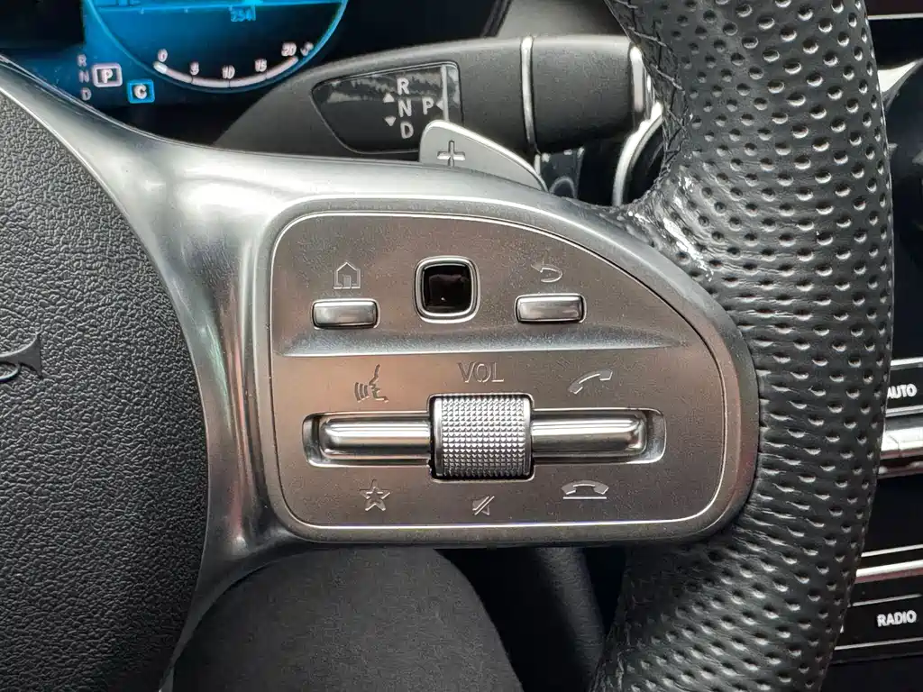 Mercedes-Benz C-Class 2021 — фото 19