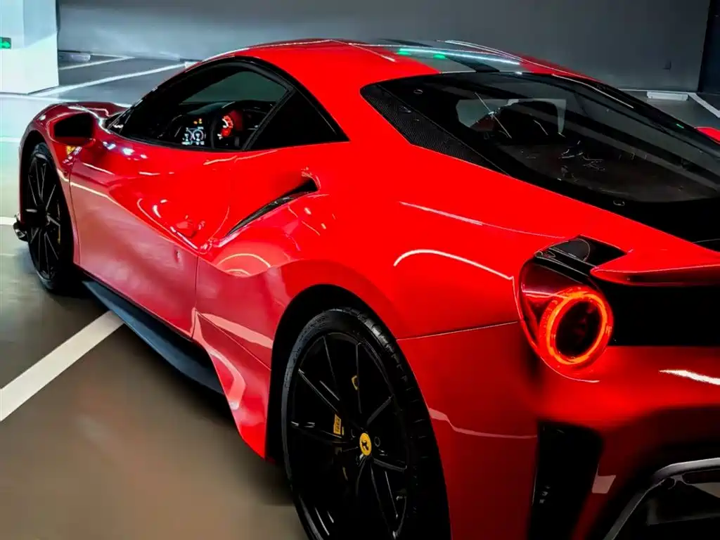 Ferrari 488 2019 — фото 6