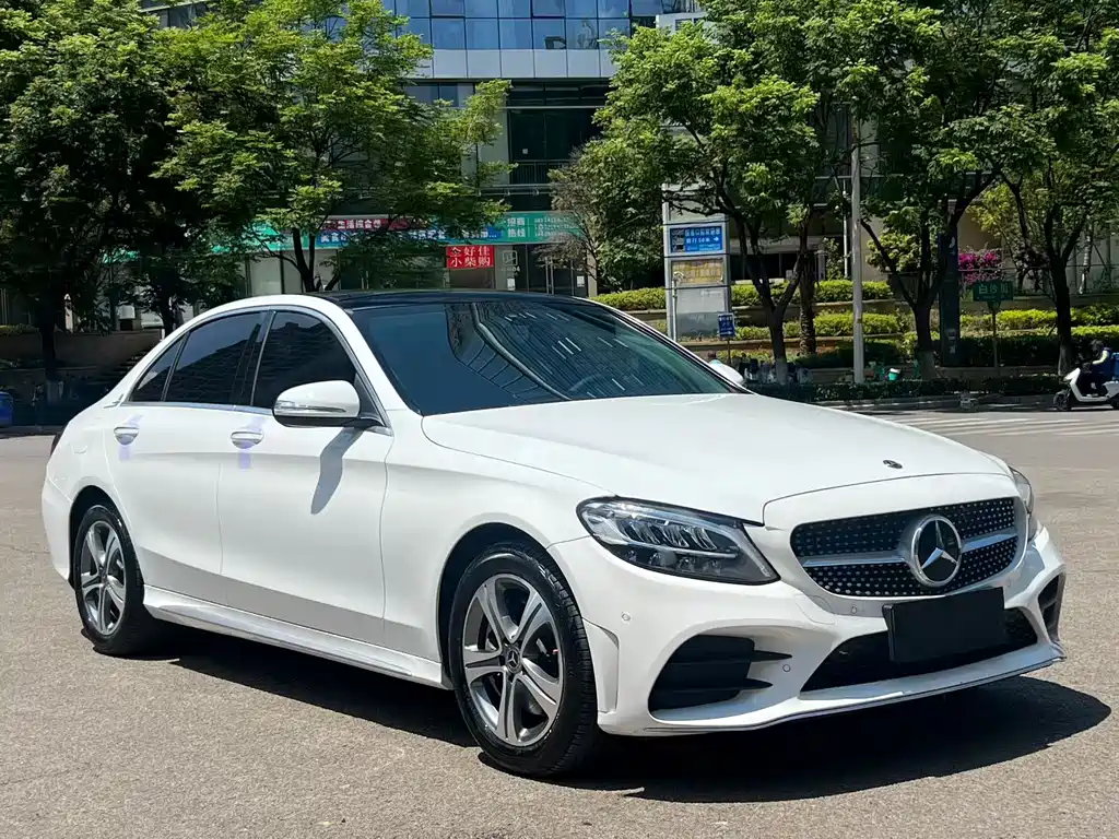 Mercedes-Benz C-Class 2019