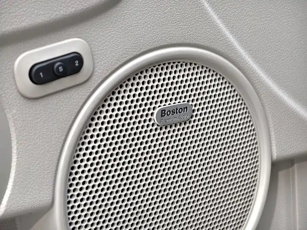 Jeep Commander Classic 2007 — фото 16