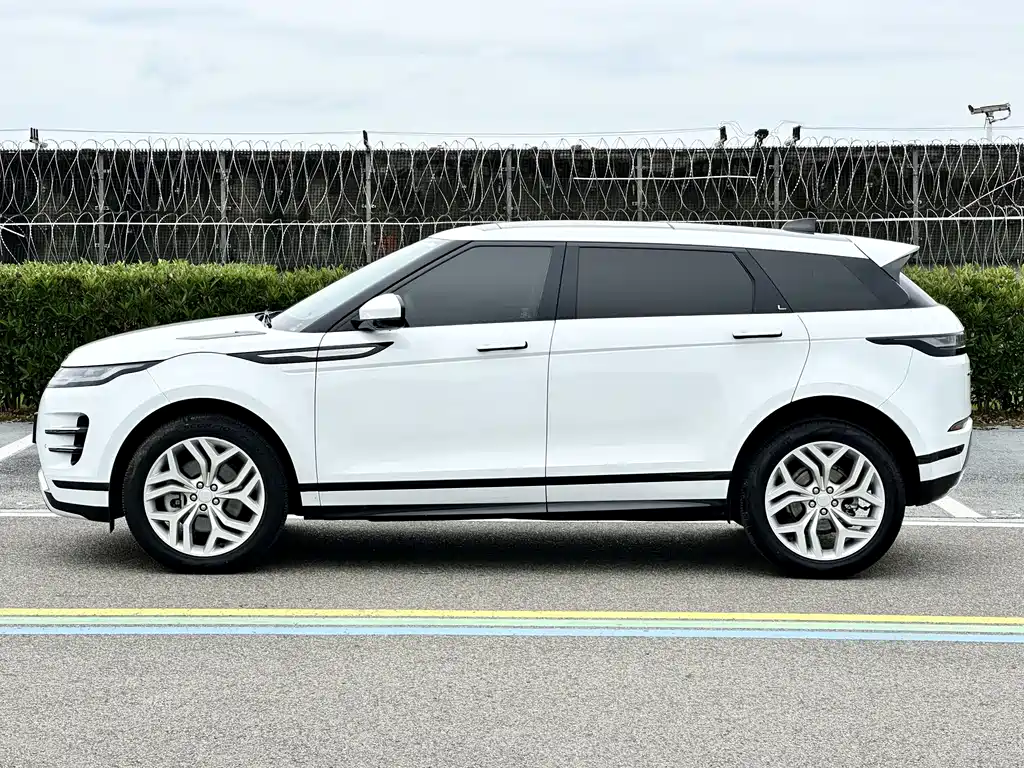 Land Rover Evoque 2023