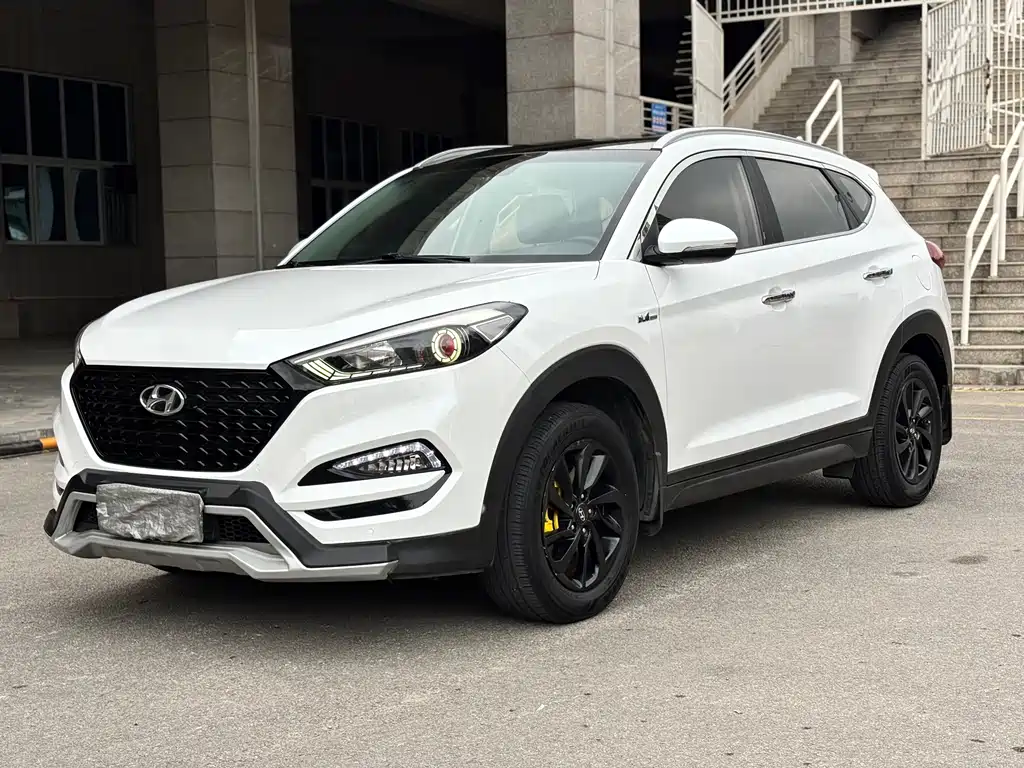 Hyundai Tucson 2016 — фото 1