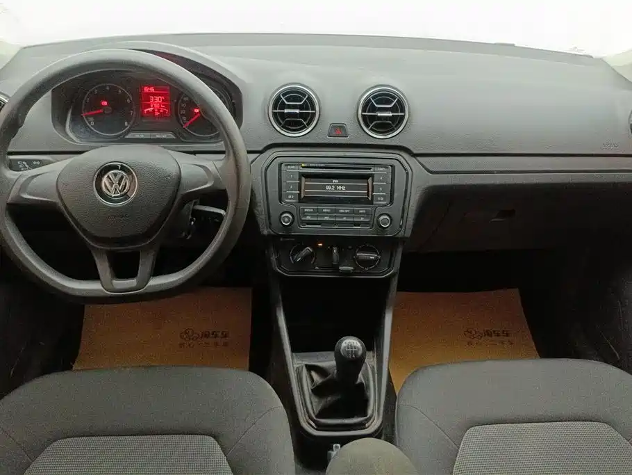 Volkswagen Jetta 2019 — фото 12