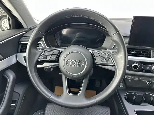 Audi A4L 2024 — фото 14