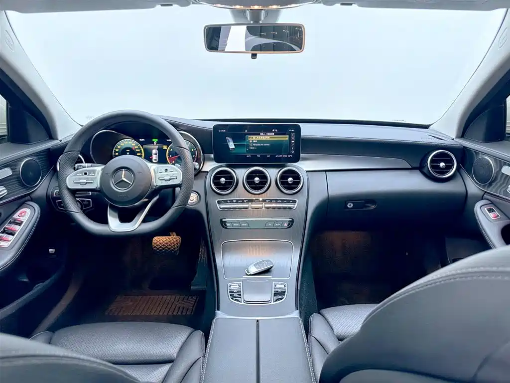 Mercedes-Benz C-Class 2020 — фото 15