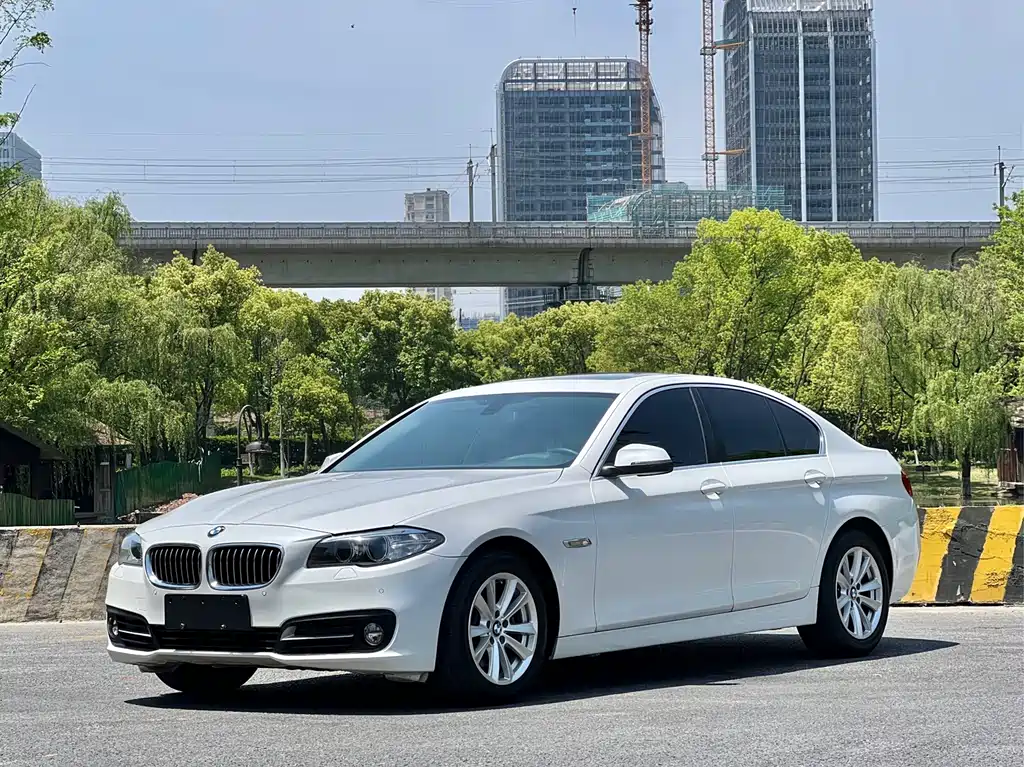 BMW 5 Series 2016