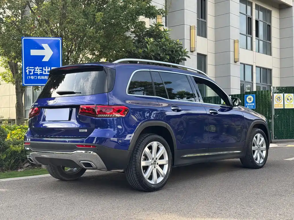 Mercedes-Benz GLB 2020