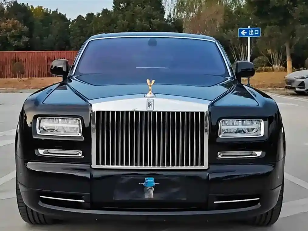 Rolls-Royce Phantom 2013 — фото 2