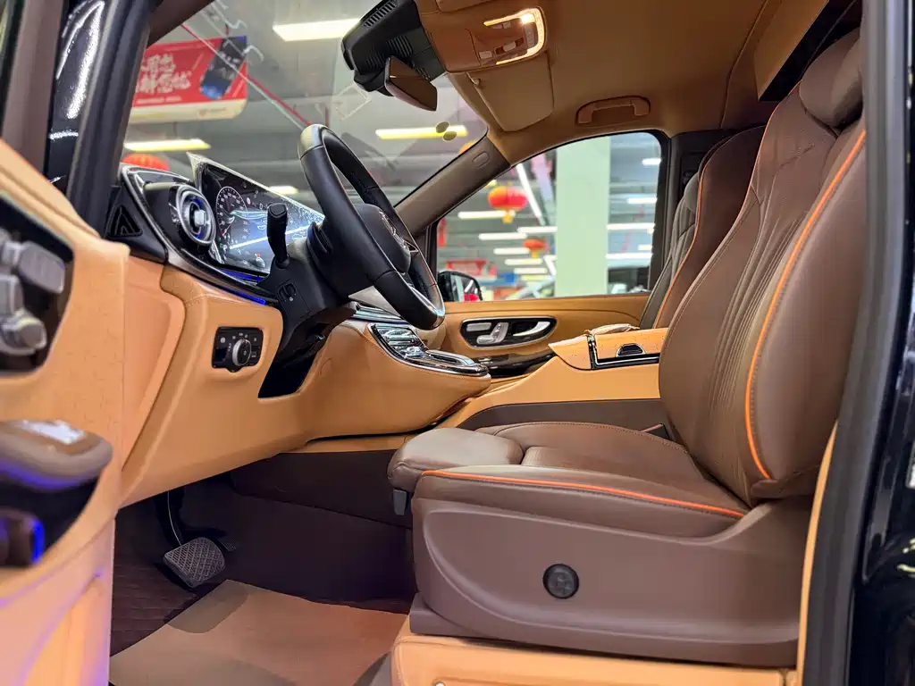 Mercedes-Benz V-Class