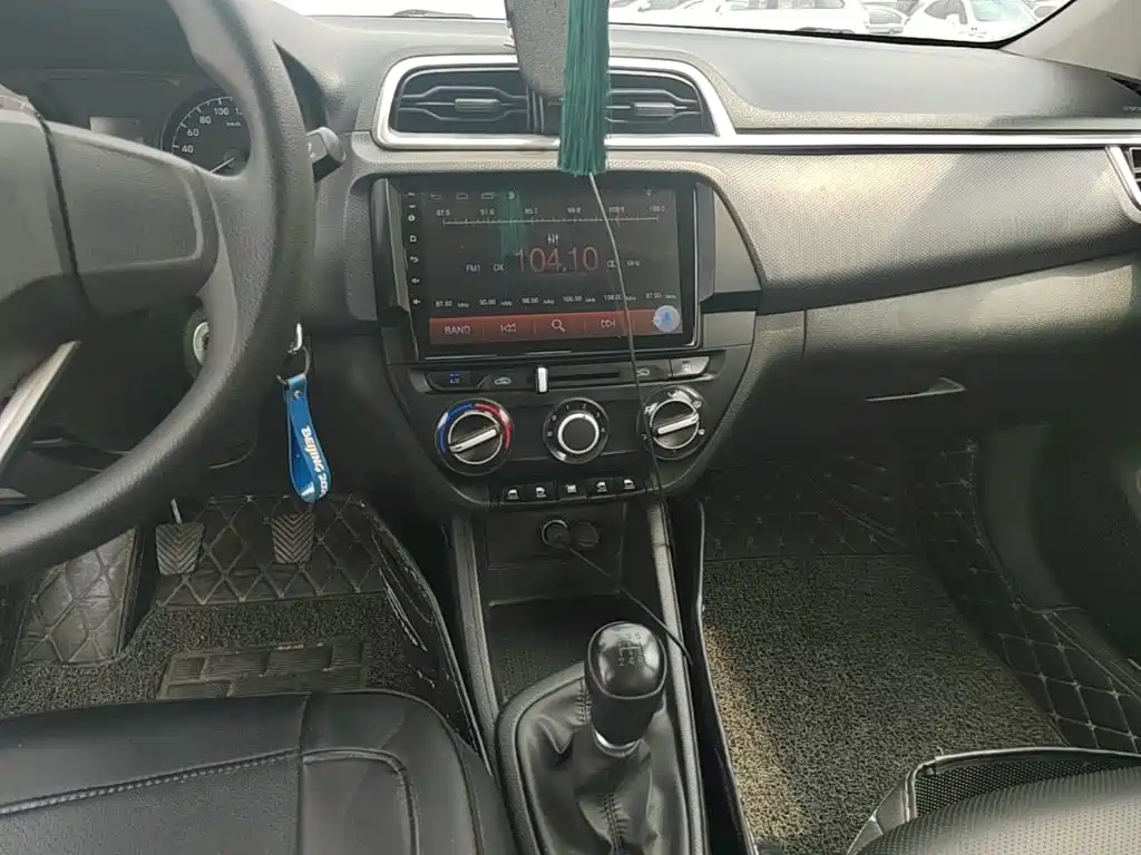 Hyundai Verna 2020 — фото 13
