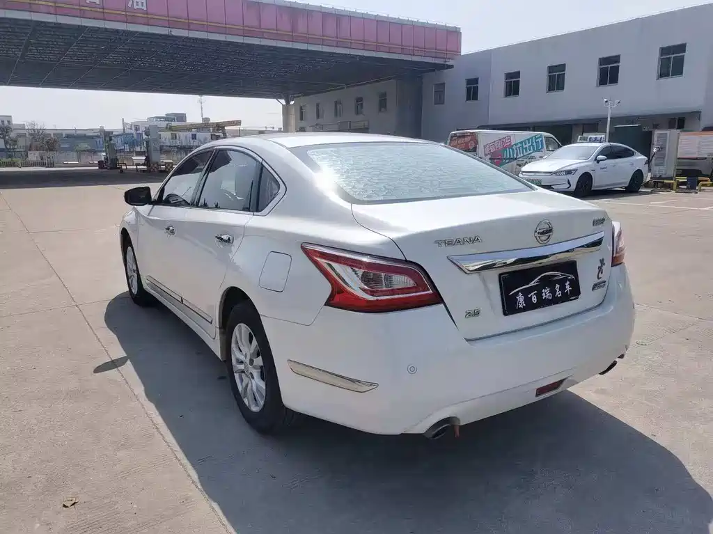 Nissan Teana 2015 — фото 12
