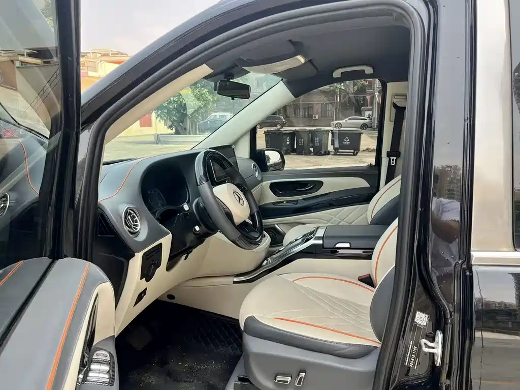 Mercedes-Benz Vito 2023 — фото 10