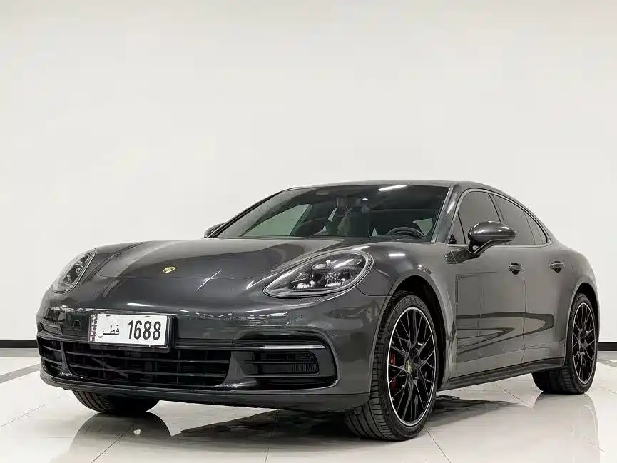 Porsche Panamera 2017 — фото 1