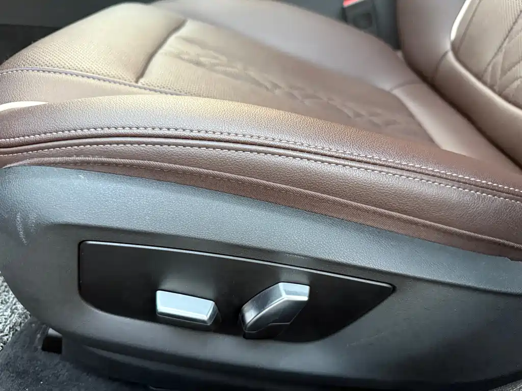 BMW 5 Series 2022 — фото 18