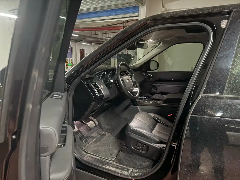 Land Rover Discovery 2019 — фото 2