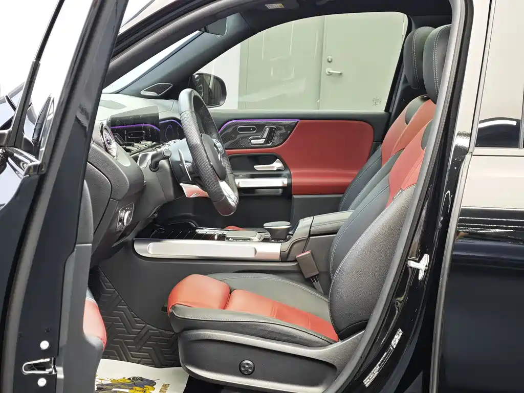 Mercedes-Benz GLB AMG 2023 — фото 8