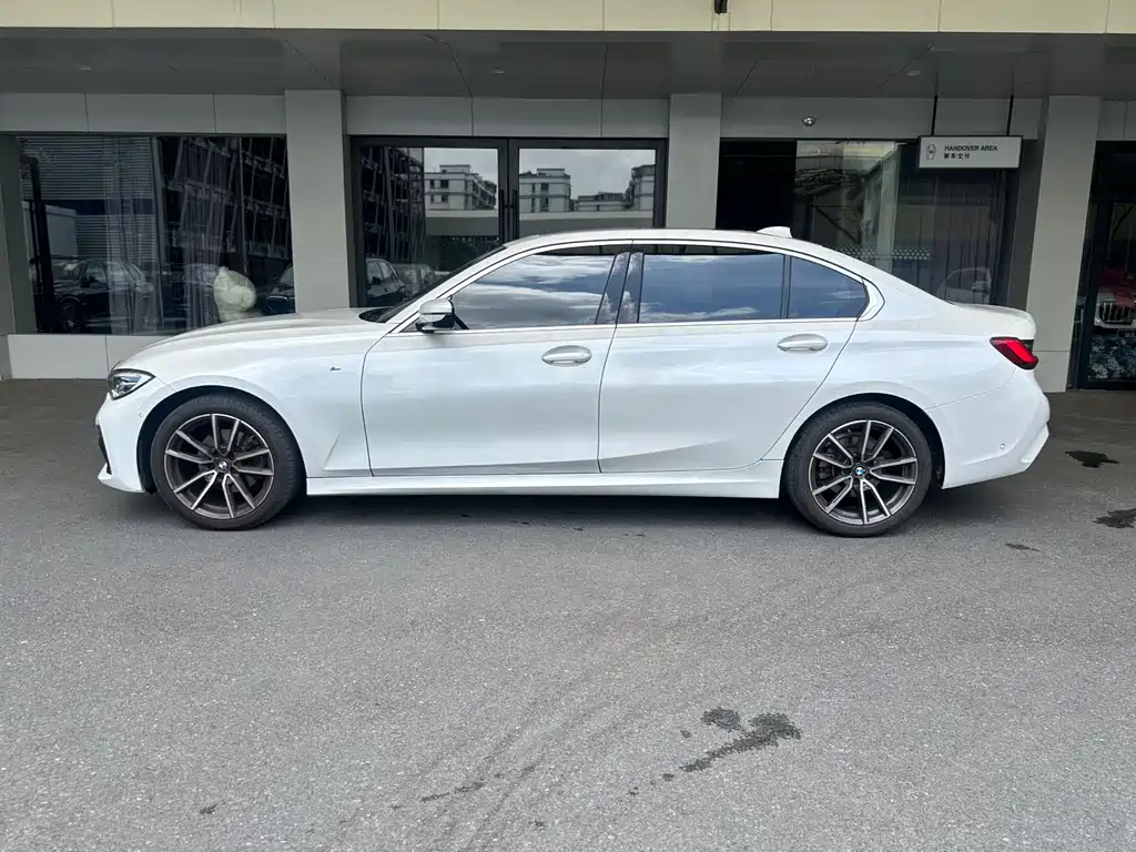 BMW 3 Series 2020