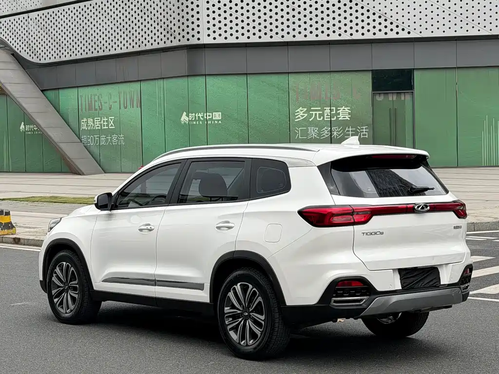 Chery Tiggo 8 2018 — фото 4
