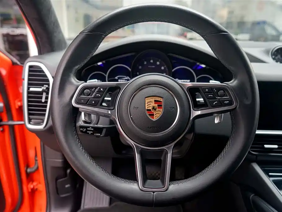 Porsche Cayenne 2021 — фото 11