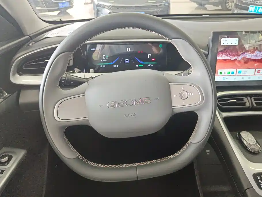 Geely Galaxy Starwish 2026 — фото 15