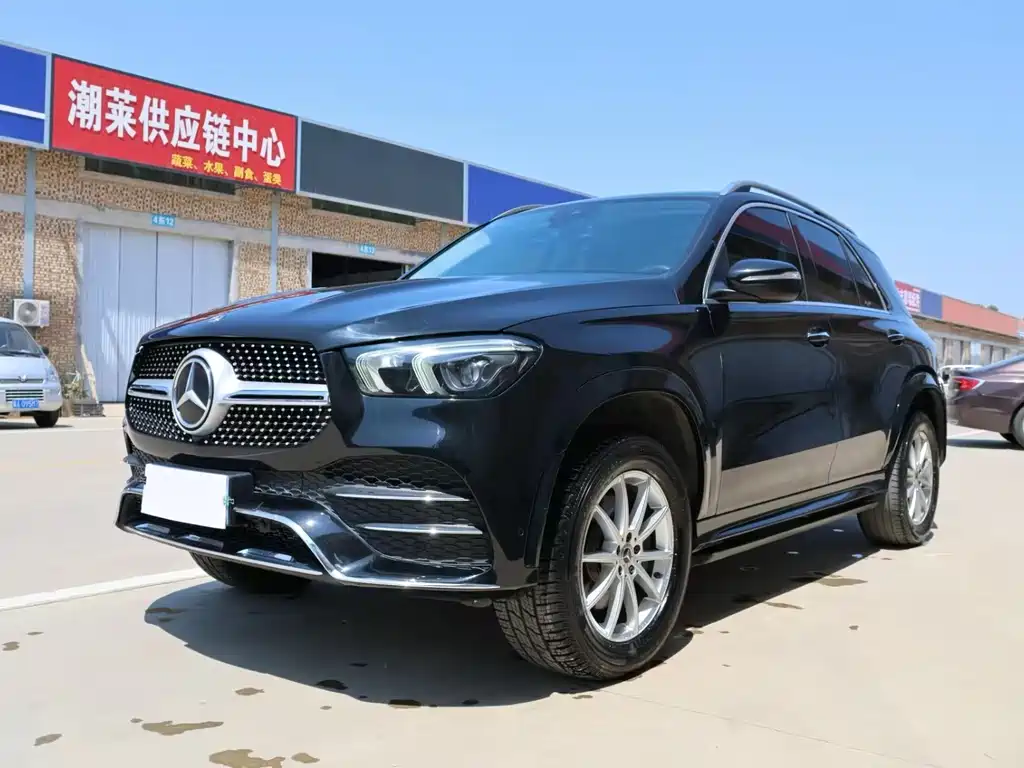 Mercedes-Benz GLE 2021 — фото 1