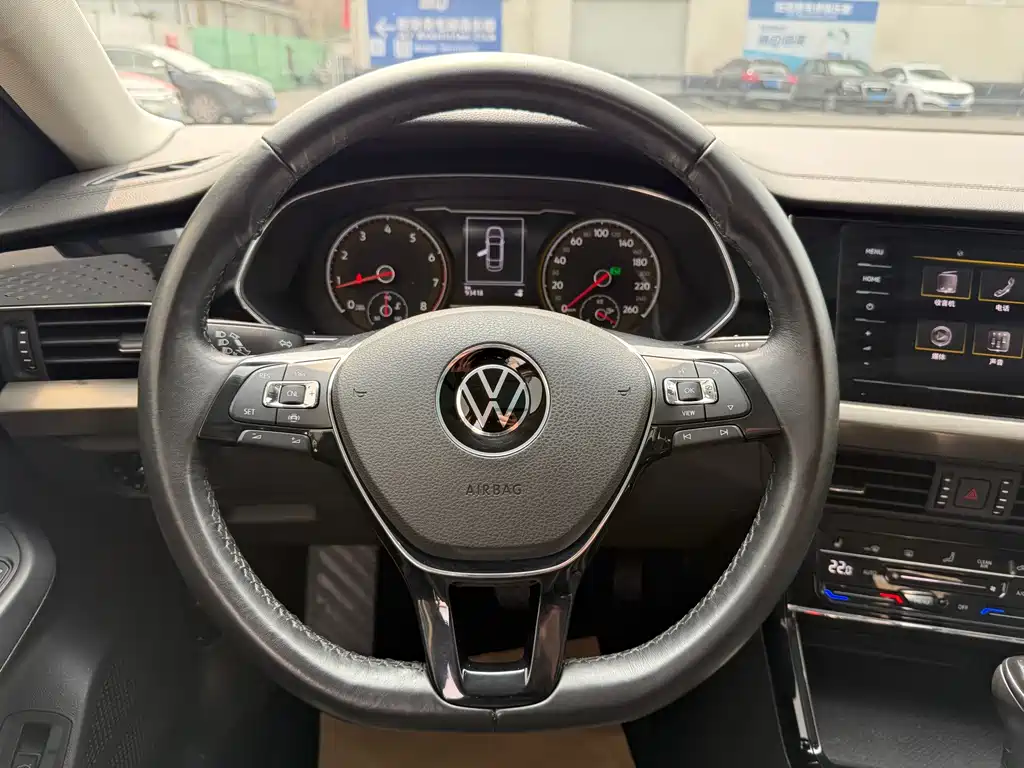 Volkswagen Passat 2020 — фото 8