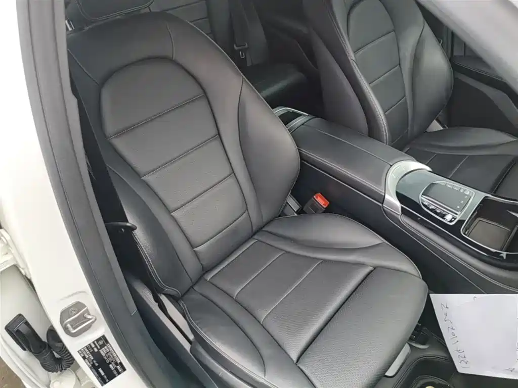 Mercedes-Benz GLC 2020 — фото 25