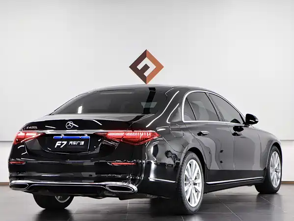 Mercedes-Benz S-Class 2024