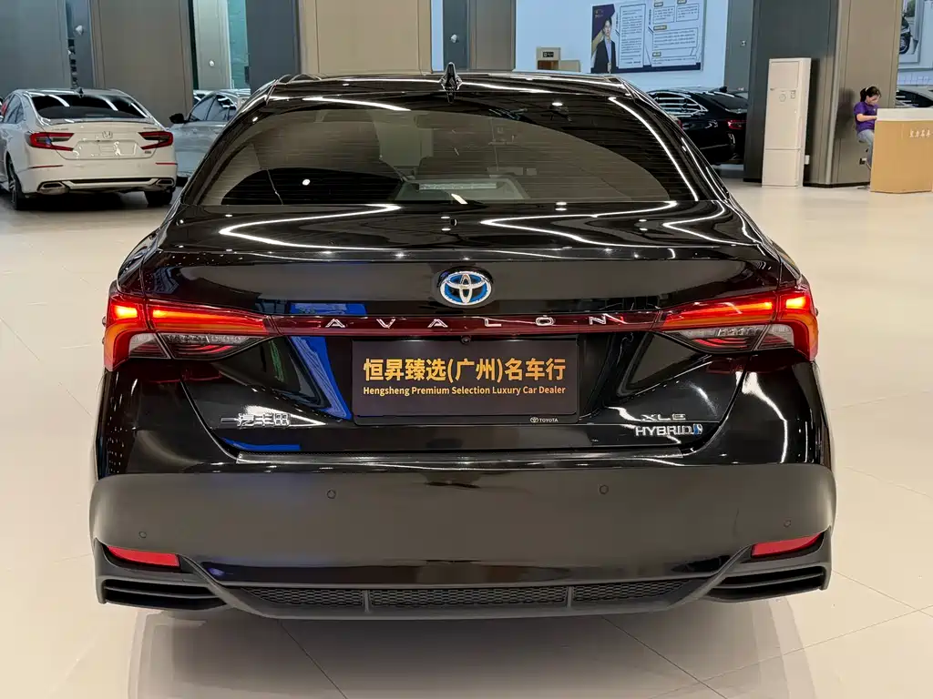 Toyota Avalon 2023 — фото 10
