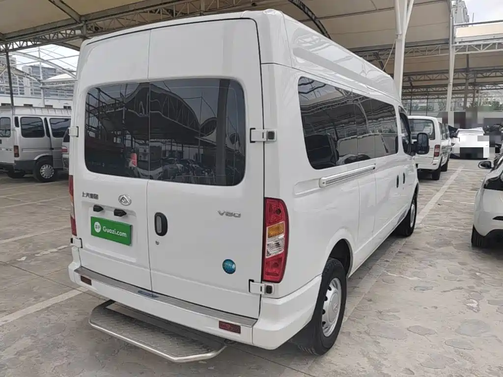 Maxus V80 2025