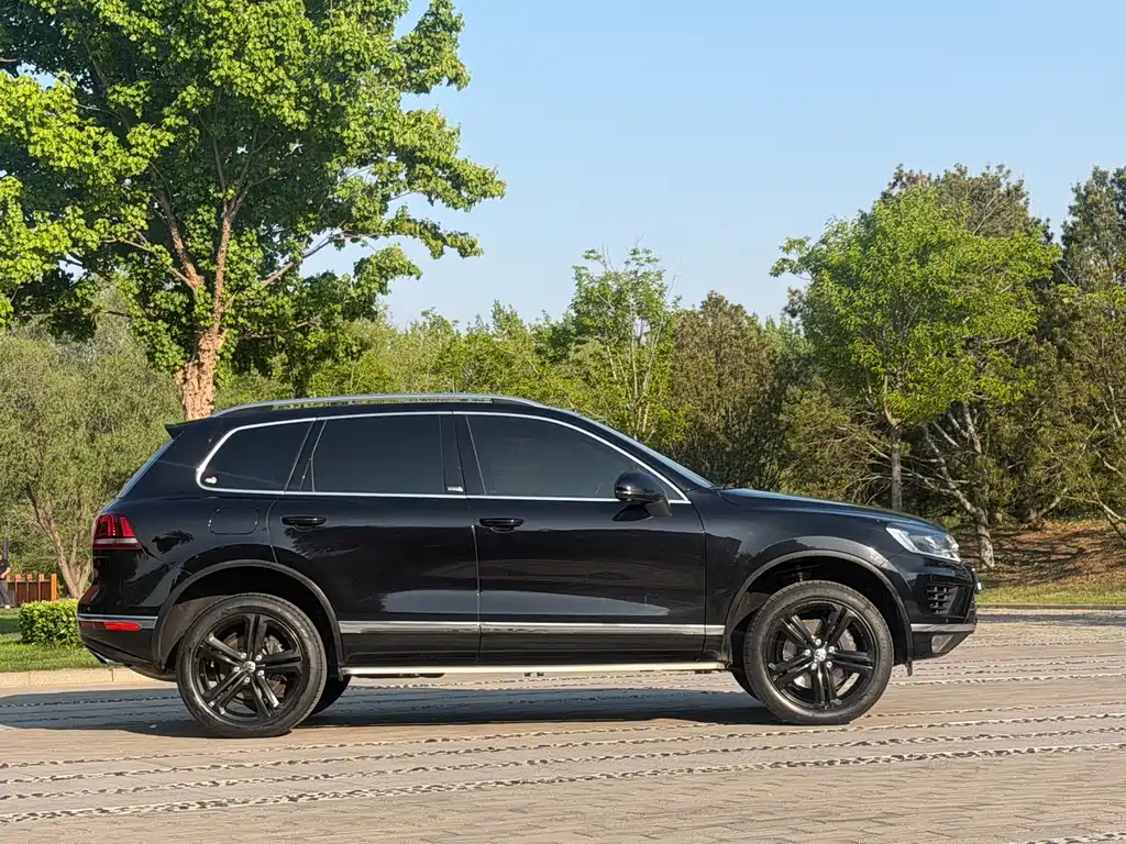 Volkswagen Touareg 2018 — фото 4