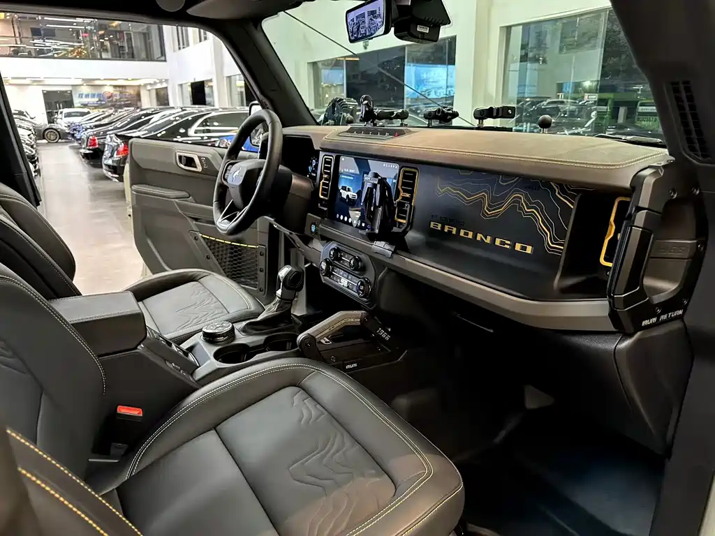 Ford Bronco 2026