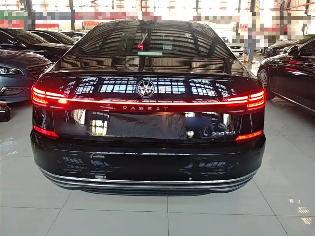 Volkswagen Passat 2023 — фото 6