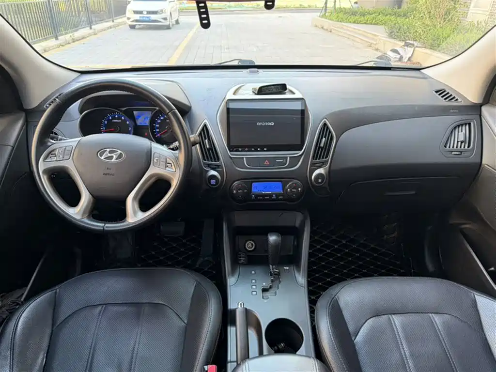 Hyundai ix35 2016 — фото 17